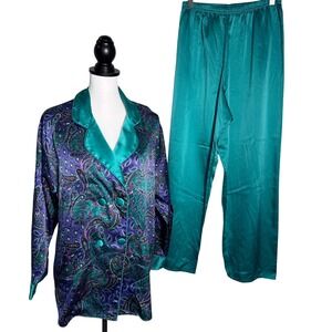 GO SOFTLY Womens Medium Vintage Teal Purple Paisley Print Silky Satin Pajama Set